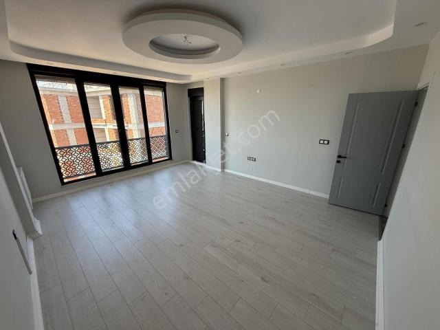 Şarköy, Burhaniye içerisinde kiralık mülk