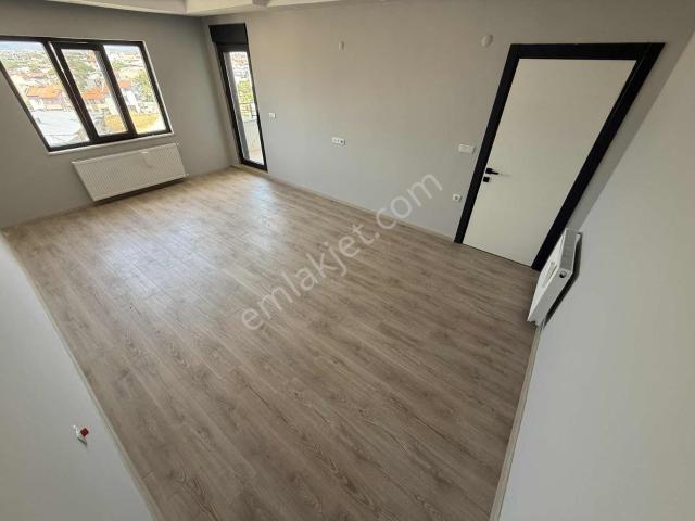 Şarköy, Burhaniye içerisinde kiralık mülk