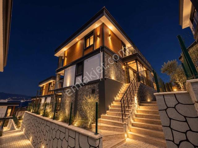 Burhaniye, Balikesir içerisinde satılık Villa