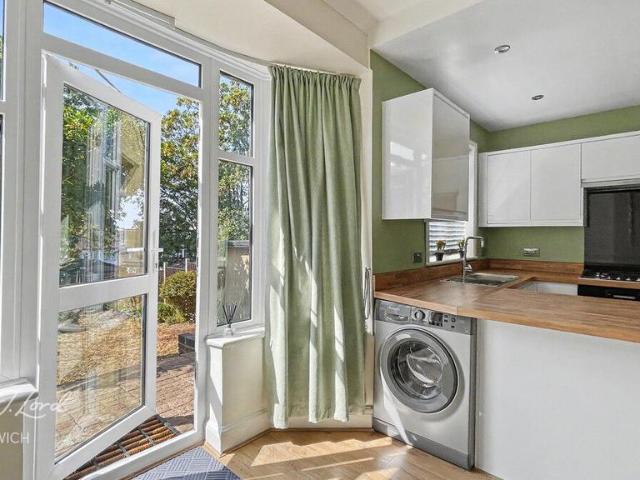 House for rent in Shooters Hill, Greater London