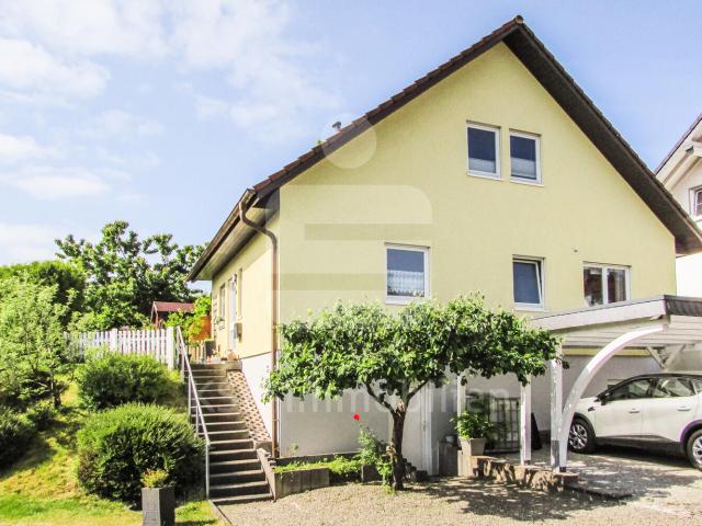 Villa kaufen in Niederlückerath, Ruppichteroth