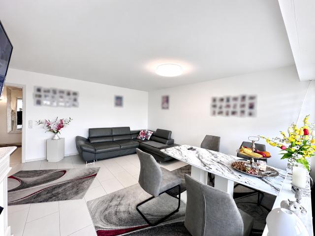 Wohnung kaufen in Königsbrunn, Bayern