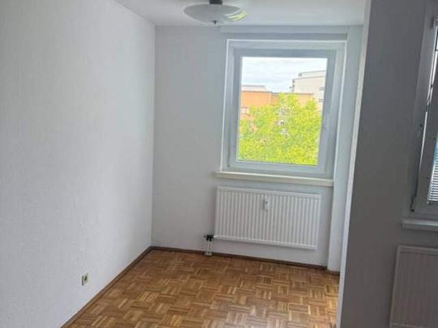 Wohnung kaufen in Zentrales Betriebsgebäude Stadt Wels, Wels