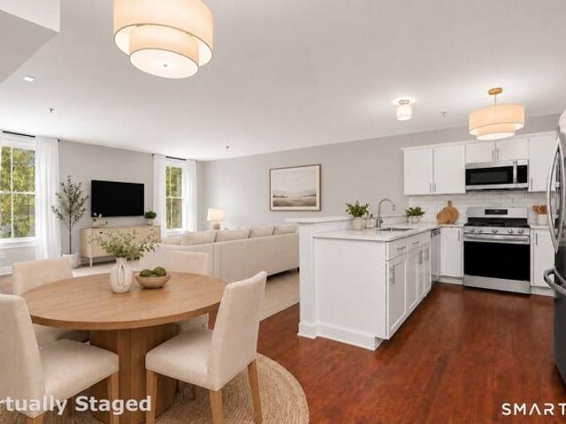 Condo for sale in Norwalk, Connecticut