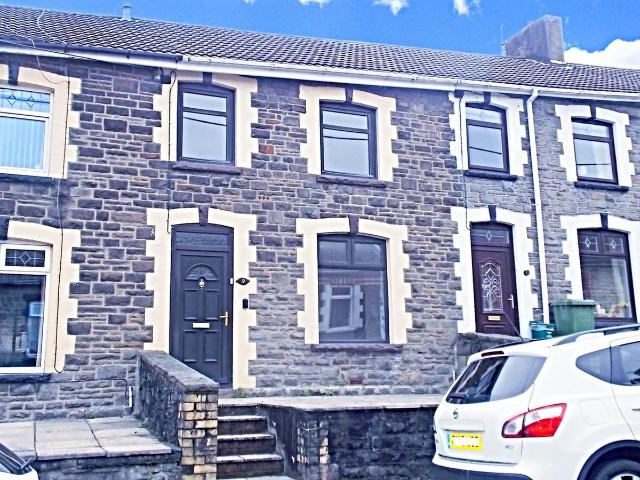 House for rent in Pontypridd, Wales