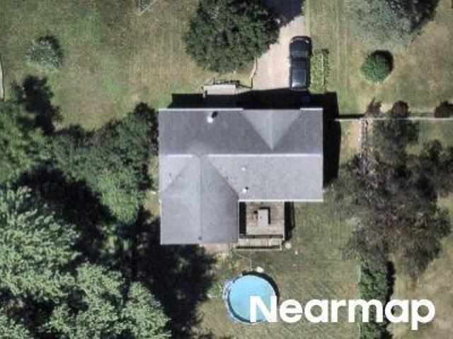House for sale in Mchenry, Illinois