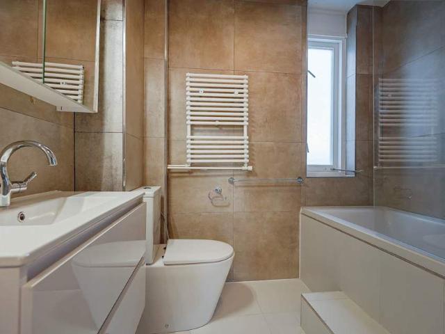 Appartement te huur in Diemen, Noord Holland