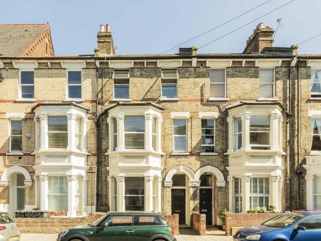 Apartment for rent in London Borough of Hounslow, Greater London