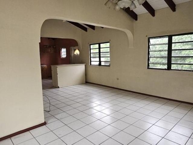 House for sale in Saint Thomas, Missouri