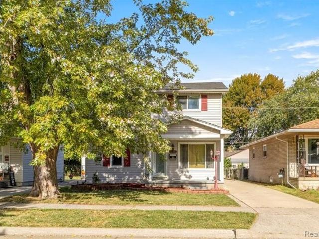 House for sale in Allen Park, Michigan