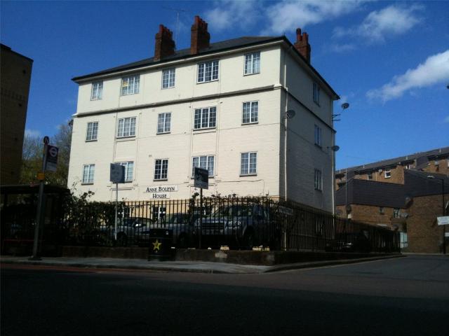 House for rent in St. George in the East, Greater London