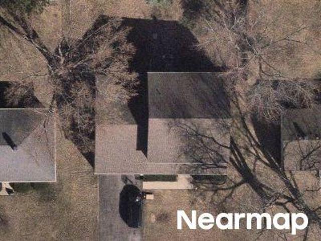 House for sale in Mchenry, Illinois