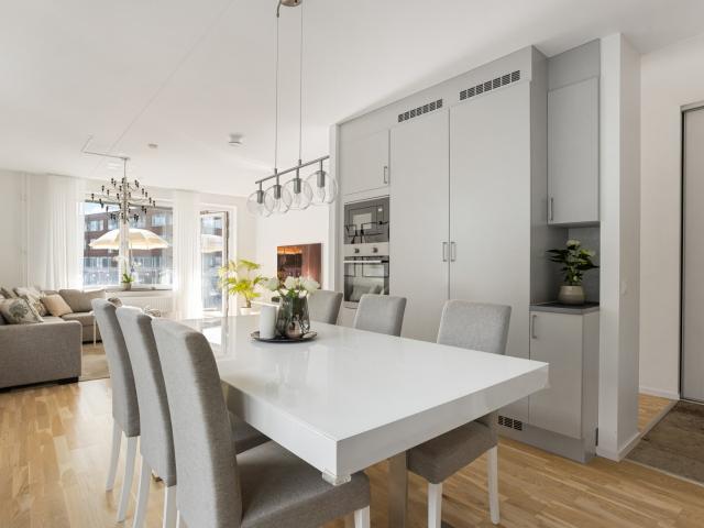 Bostadsrätt till salu i Stockholm, Bromma