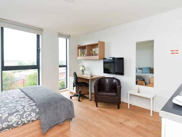 Room for rent in Bede Island, Leicester