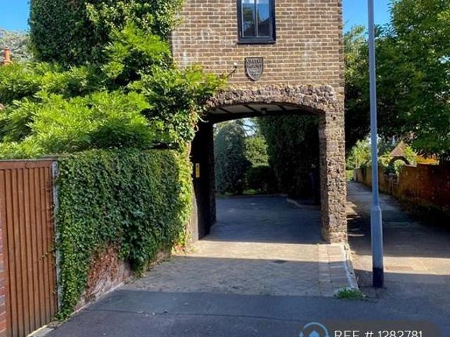 Apartment for rent in Furze Platt, Maidenhead