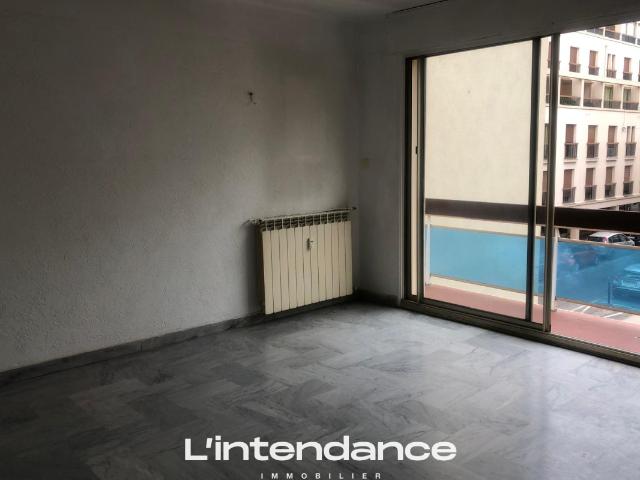 Appartement location à Arrondissement de Toulon, Hyères