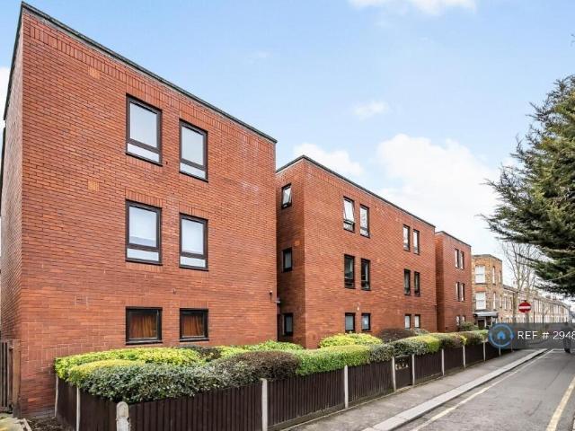 Apartment for rent in Hammersmith, Greater London