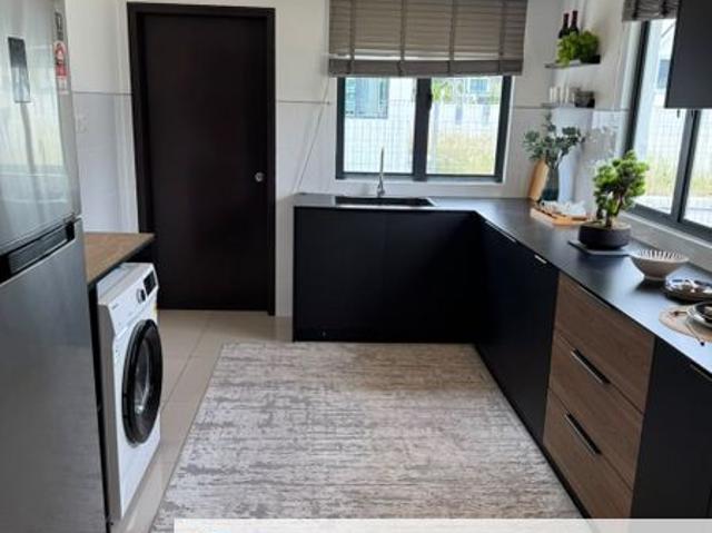 House for sale in Petaling, Damansara Damai