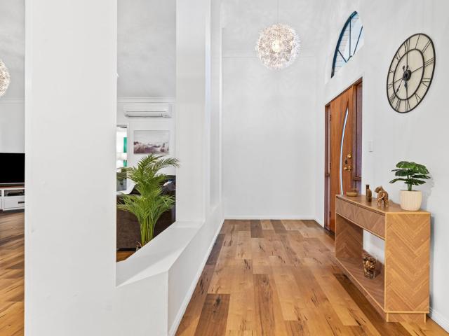 House for sale in Redland Bay