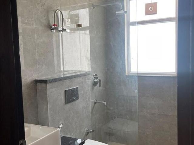 House for sale in Hariana