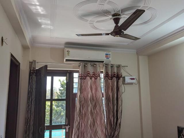 House for rent in Hariana
