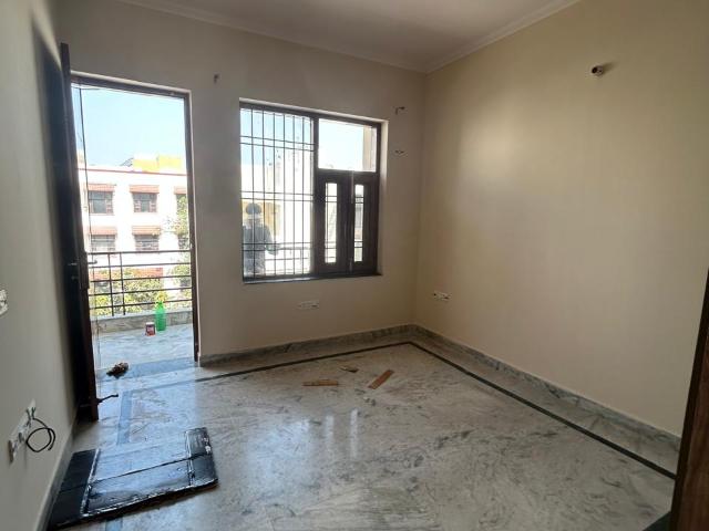 Property for rent in Hariana