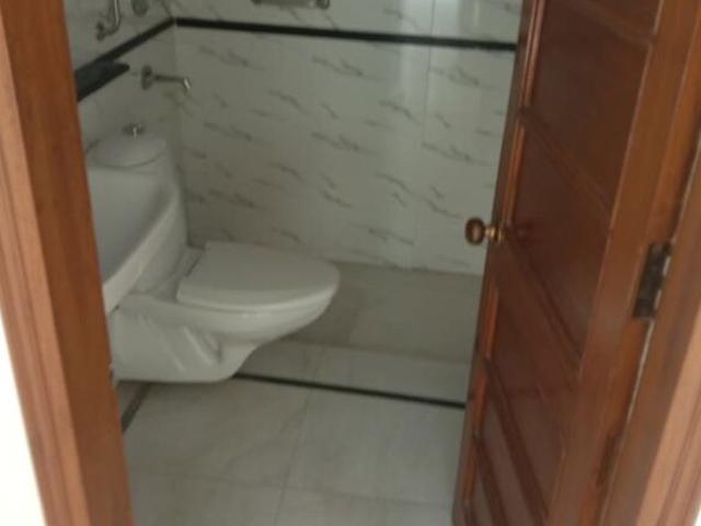 Flat for rent in Hariana