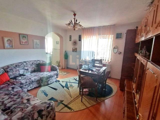 Casă vânzări