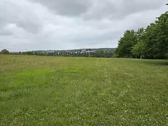Terrain vente à Clermont, Ansauvillers