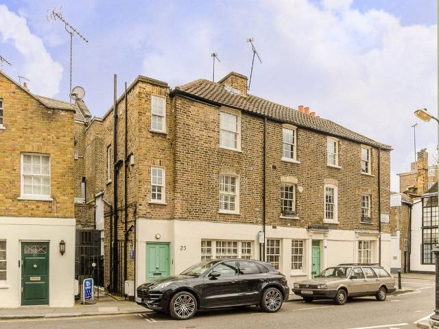 Apartment for rent in South Kensington, Greater London