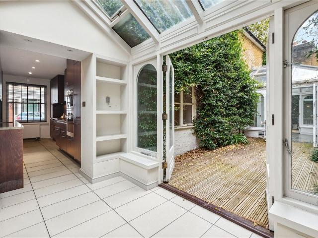 House for rent in South Kensington, Greater London