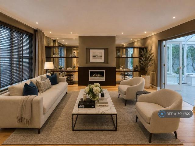 House for rent in South Kensington, Greater London