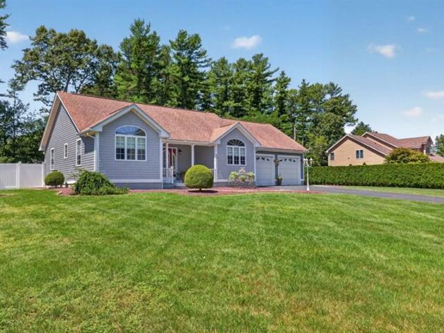 House for sale in Acushnet, Bristol County