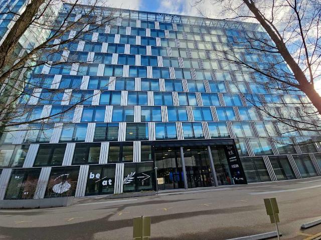 Büro mieten in Einigen, Zürich