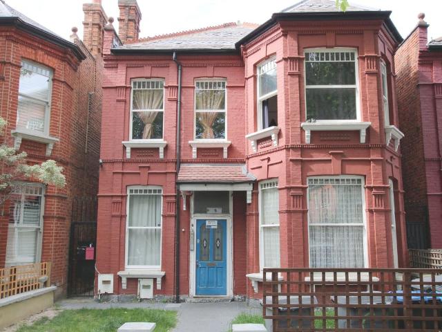 Studio for rent in Cricklewood, Greater London