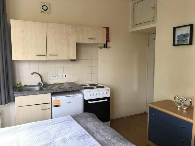 Room for rent in London Borough of Brent, Greater London