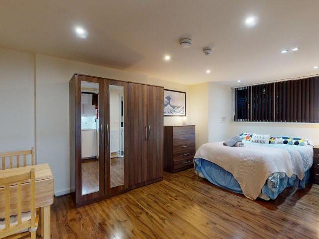 Apartment for rent in Cricklewood, Greater London