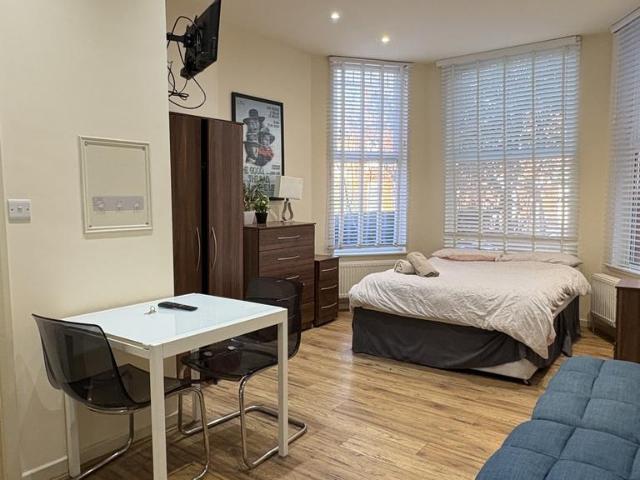 Apartment for rent in Cricklewood, Greater London