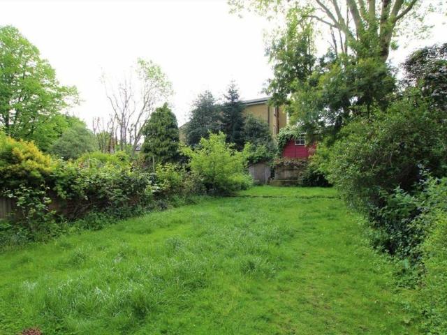 House for rent in Holloway, Cat Hill