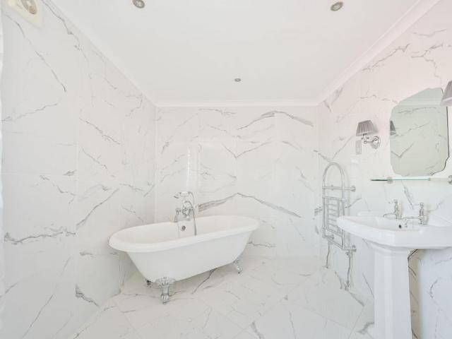 House for rent in Cricklewood, Greater London
