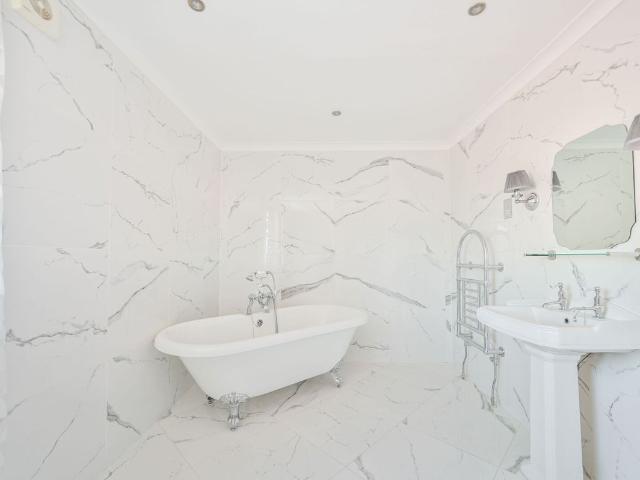 House for rent in Cricklewood, Greater London