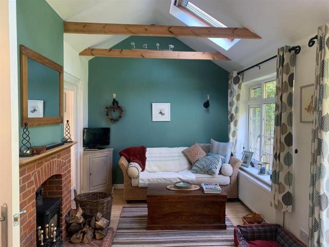 House for rent in Weston Turville
