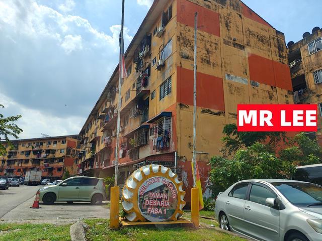 Flat for sale in Petaling, Damansara Damai