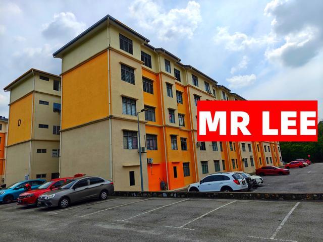 Flat for sale in Petaling, Subang Jaya