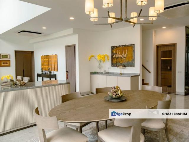 Condominium for sale in Country Heights Damansara, Kuala Lumpur