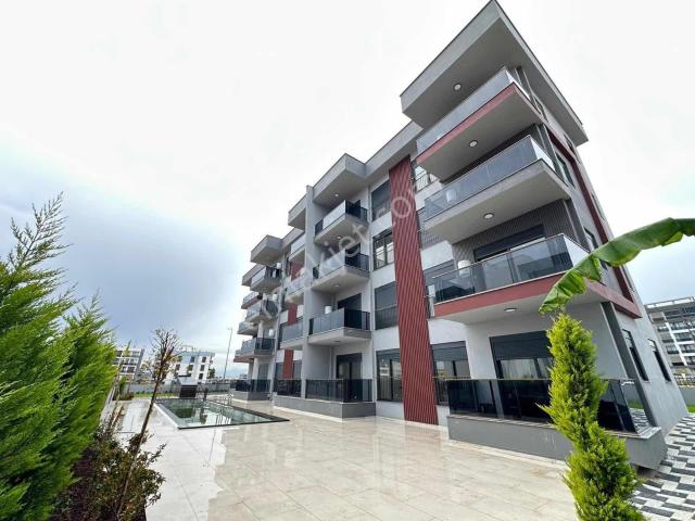 Aksu, Antalya içerisinde satılık mülk