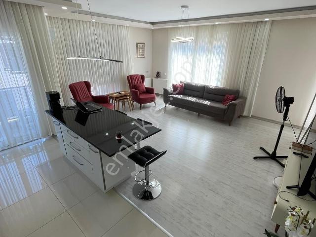 Antalya, Muratpaşa içerisinde satılık mülk