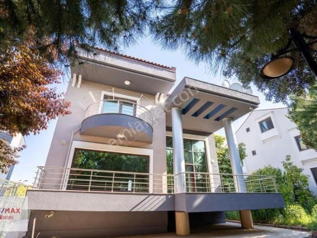 Döşemealti, Antalya içerisinde kiralık Villa