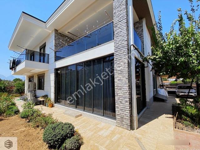 Döşemealti, Antalya içerisinde satılık Villa