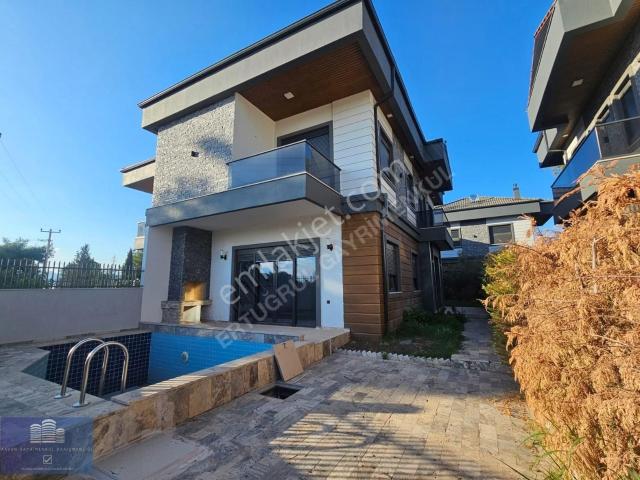 Yeşilbayır Mahallesi, Döşemealti içerisinde satılık Villa